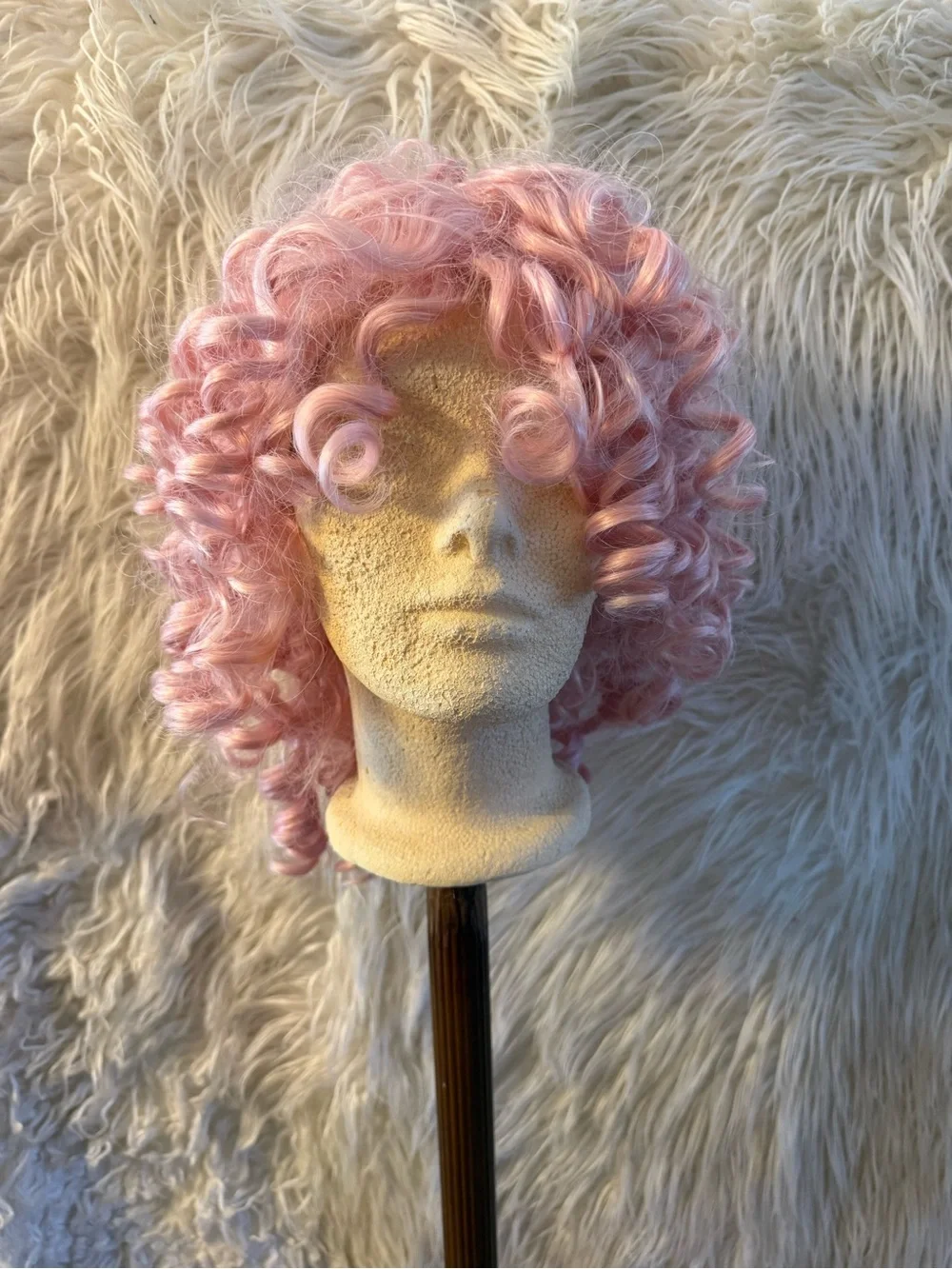 Women’s soft pink curly wig